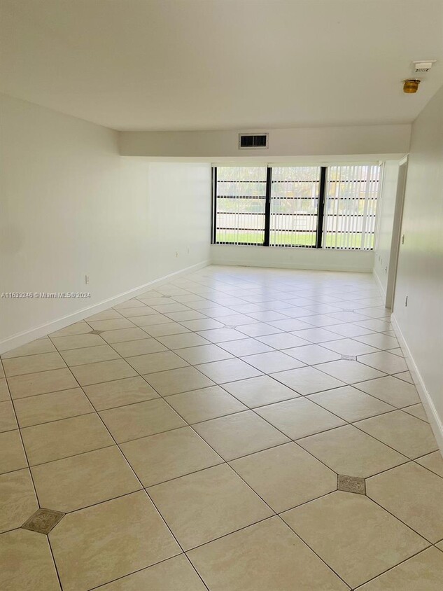 Primary Photo - 3500 Whitehall Dr