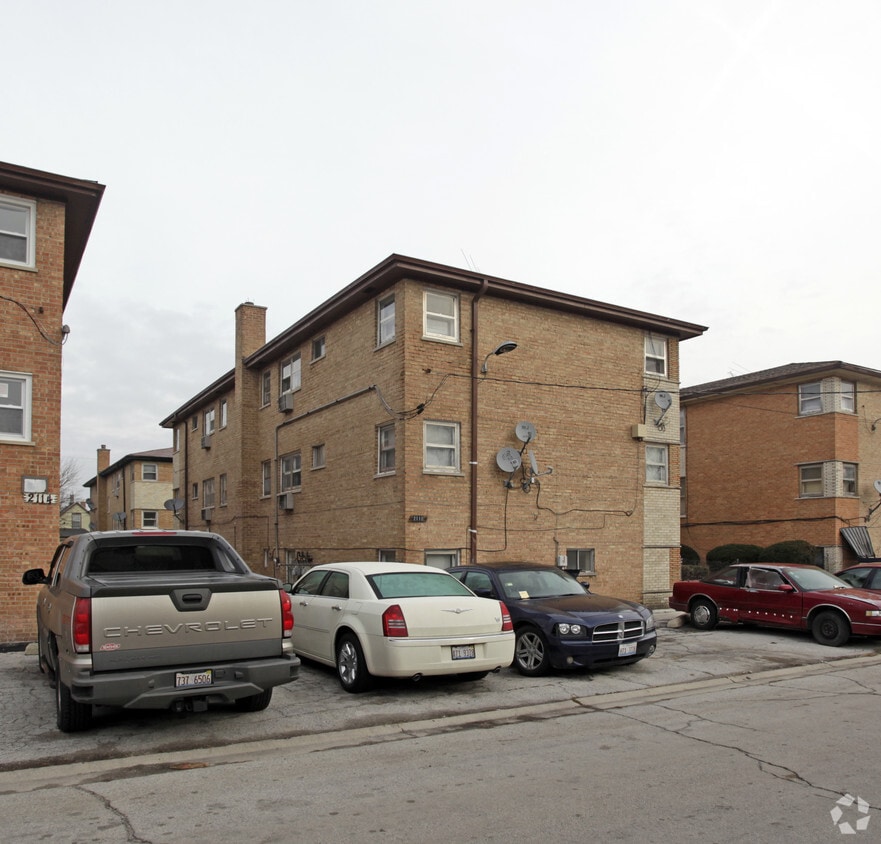 Building Photo - 2110 W 135th Pl