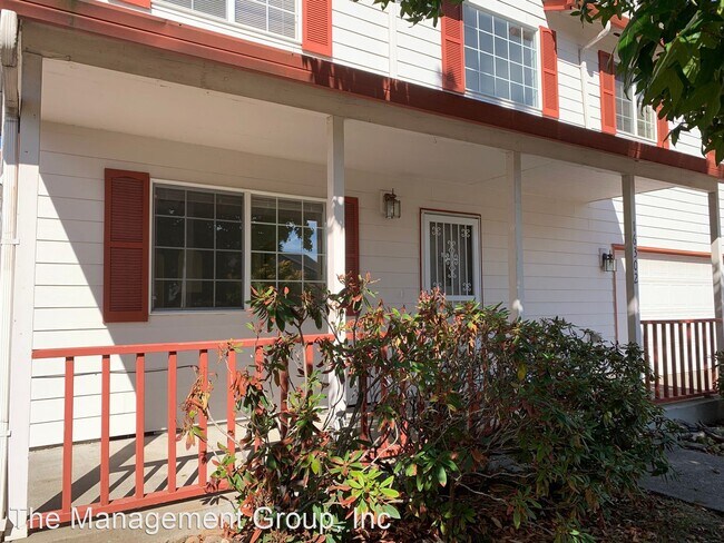 Foto del edificio - 4 br, 2.5 bath House - 16302 NE 13th Street