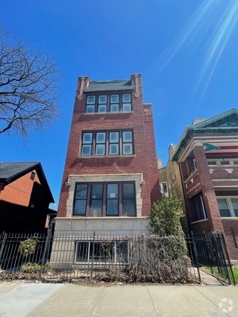 Building Photo - 1659 N Humboldt Blvd