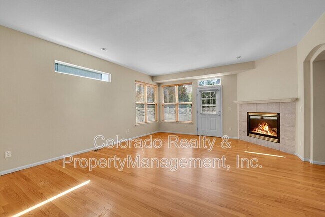 Building Photo - 45 S Tamarac St