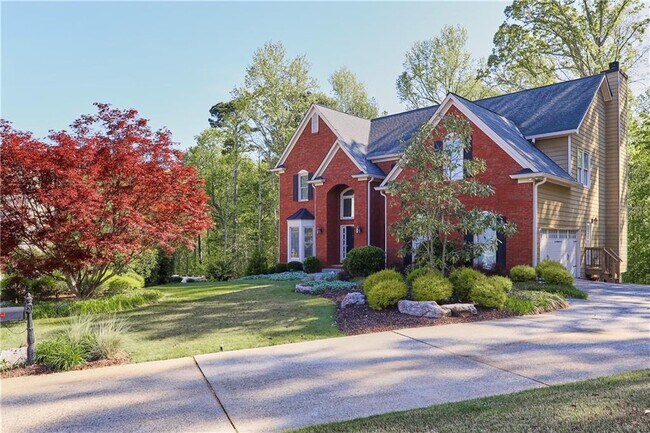 Building Photo - 2740 Stonehill Way