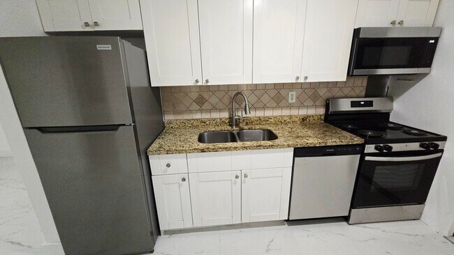 Foto del edificio - 2849 NE 13th Ave