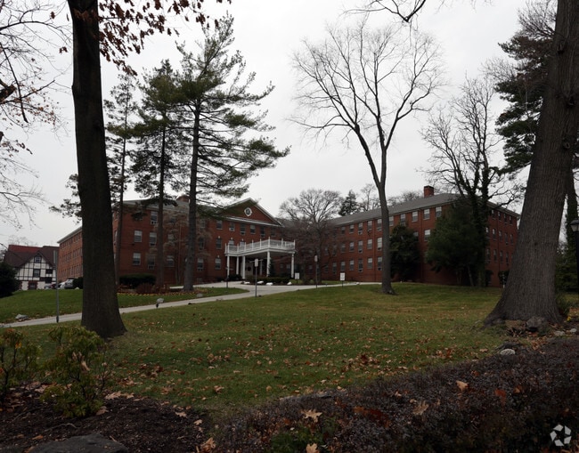 Building Photo - One Montgomery