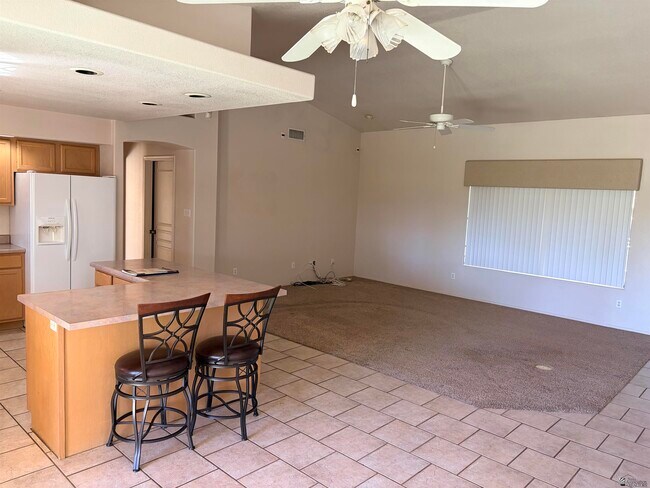 Foto del edificio - 10390 Fairway Dr