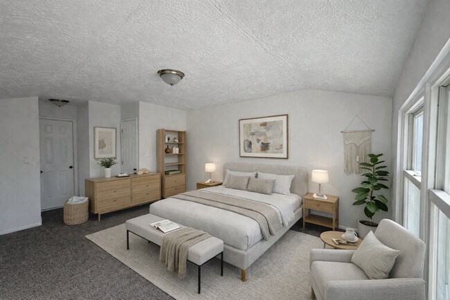 Building Photo - 21916 Edgewood Ave