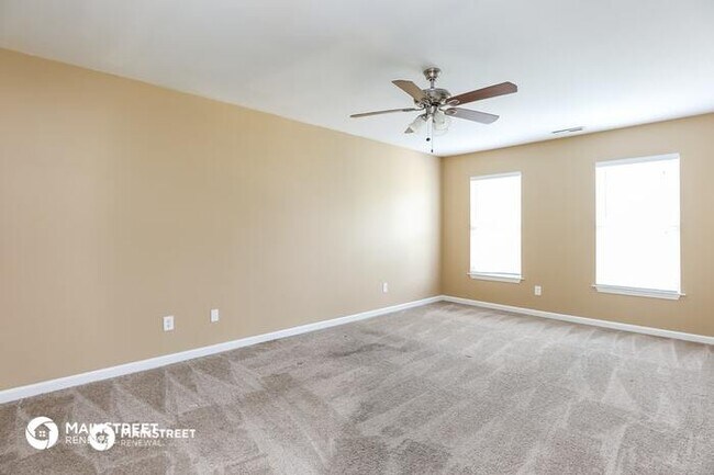 Foto del edificio - 711 Walnut Crossing Dr, Whitsett, NC 27377