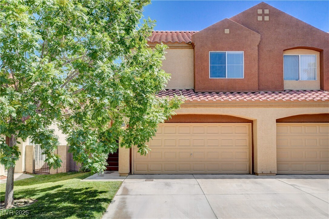 Foto principal - 1661 Cloister Ave