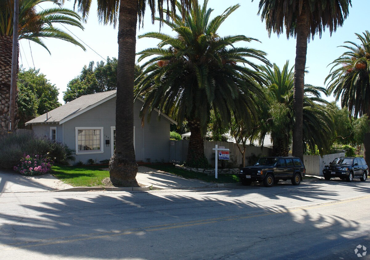 Foto del edificio - 1407 Poli St. & 124 Aliso