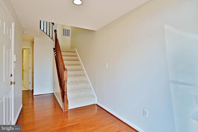 Building Photo - 5263 Prairie Willow Way