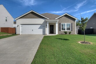 Building Photo - 1202 Raccoon Ln