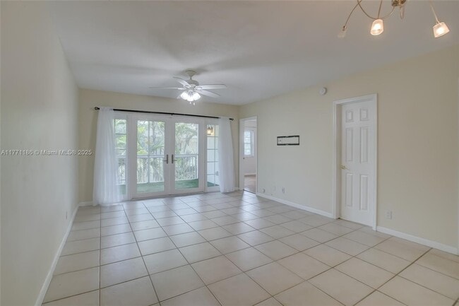 Foto del edificio - 2424 SE 17th St