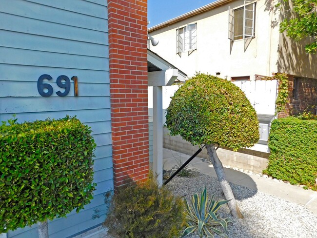 Foto del edificio - Amazing Pasadena 2+2.5 Townhome