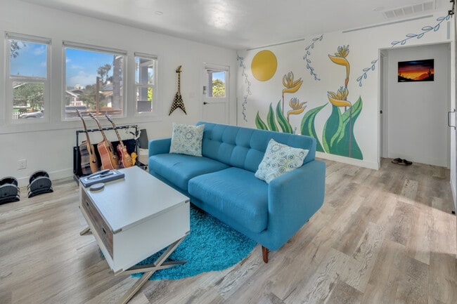 Building Photo - 4129 Vermont St