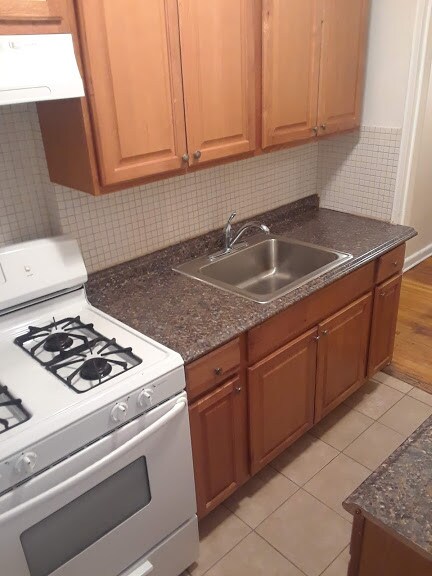 Building Photo - 5525 Jodie Ct