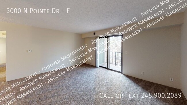 Foto del edificio - 3000 N Pointe Dr