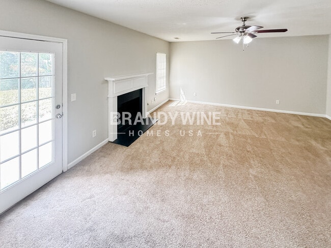 Foto del edificio - 2126 Mulberry Ln