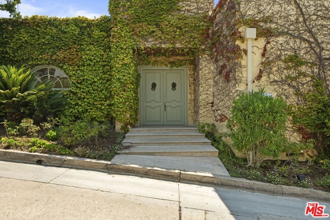 Foto del edificio - 1634 Gilcrest Dr