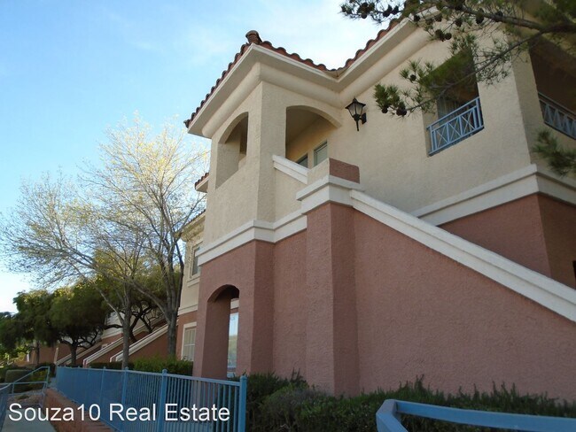 Building Photo - 2 br, 2 bath House - 353 Amber Pine St Uni...