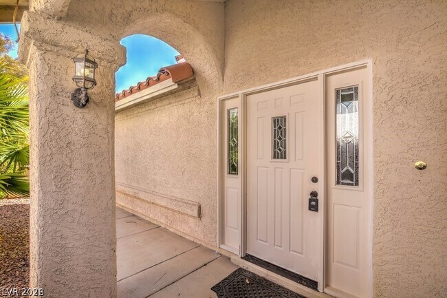 Foto del edificio - 2705 Eagle Springs Ct