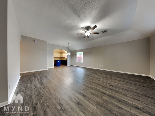 Building Photo - 5497 N Buffalo Cir