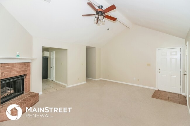 Foto del edificio - 4355 Shadow Ridge Dr