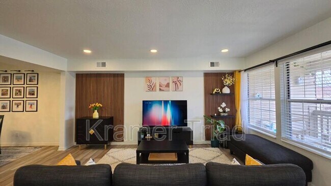 Foto del edificio - 19154 Northridge Dr