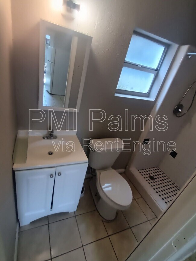 Foto del edificio - 2406 S 69th St