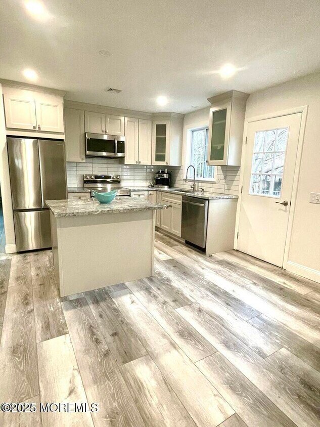 Foto principal - 19B Maplewood Dr
