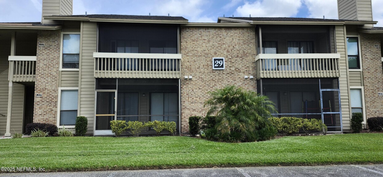 Foto principal - 10200 Belle Rive Blvd