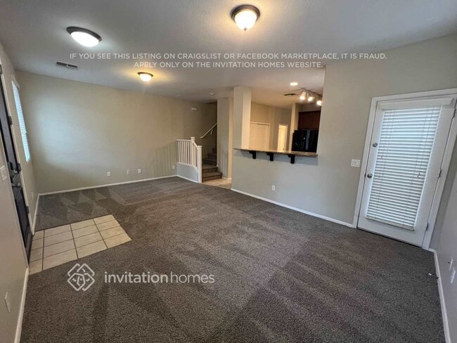 Building Photo - 10041 E Impala Ave