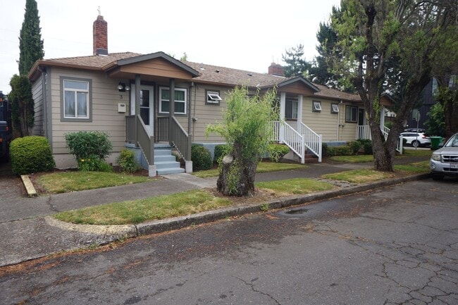 Photo - 4805 N. Maryland Ave Apartment