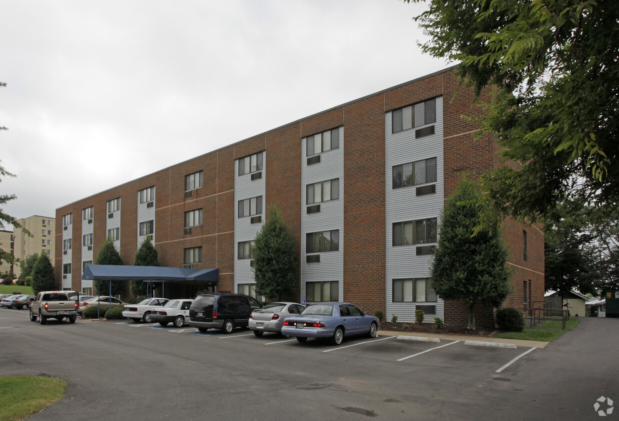 Building Photo - Crestwood Towers