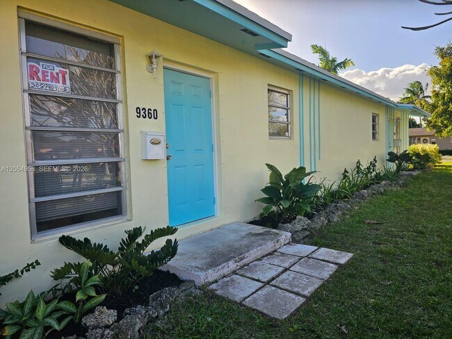 Building Photo - 9360 SW 168th St