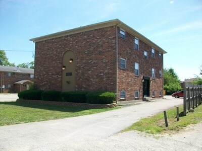 Primary Photo - 2718 Rockford Ln