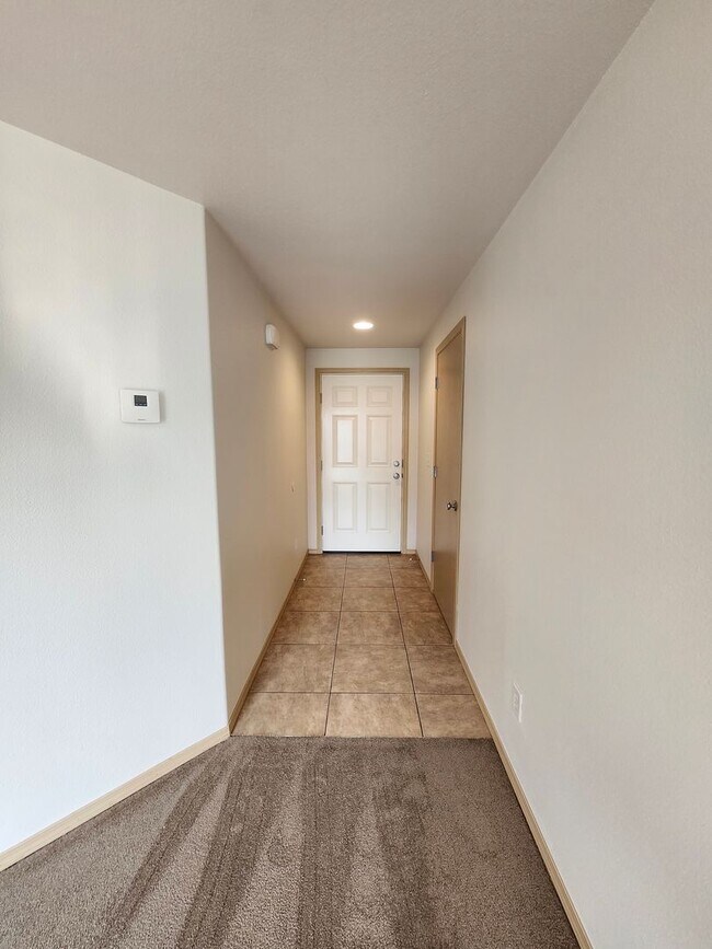 Foto del edificio - 5822 Austin Ct