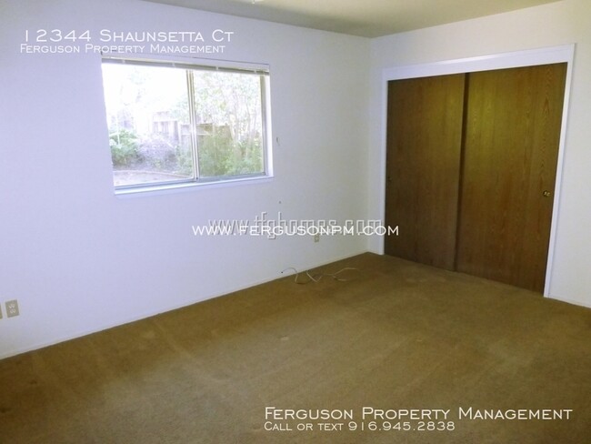 Building Photo - Awesome Duplex in Auburn on a Cul-De-Sac