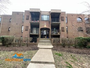 Building Photo - 16 Silverwood Cir
