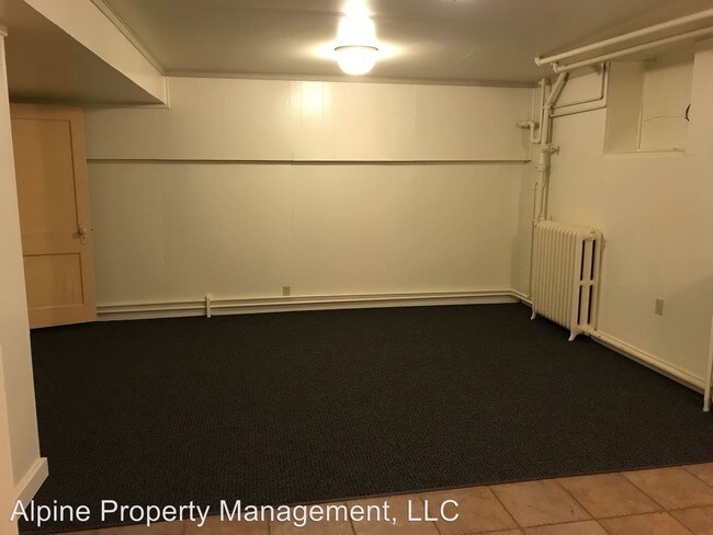 Building Photo - 1 br, 1 bath House - 107 E. 19th St. - 5