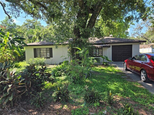 Foto del edificio - 804 W Linebaugh Ave