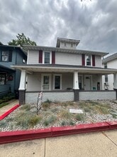 Building Photo - 406-408 E Wheeling St
