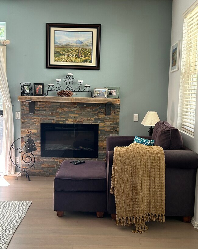 Hogar - 1207 Manzanita Way