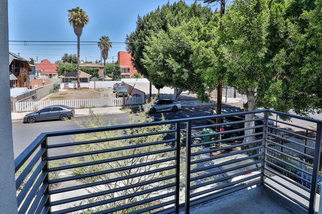 Foto del edificio - Gemini Townhomes