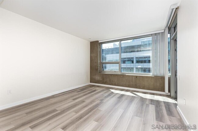 Foto del edificio - 321 Tenth Ave