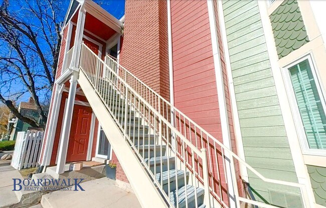 Foto del edificio - Charming 1-Bedroom Gem