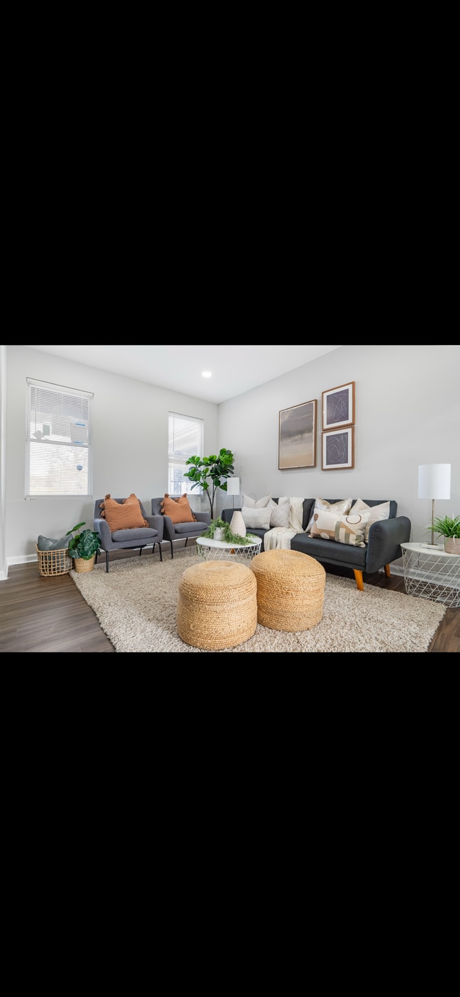 Foto del edificio - 1415 Carswell St