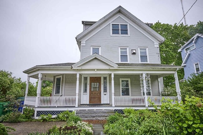 Photo - 16 Indiana Ter Apartments