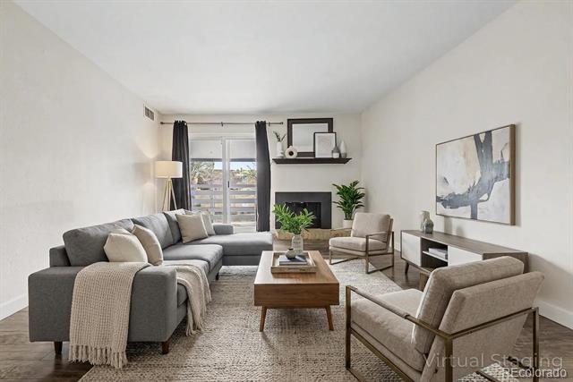 Foto del edificio - 7665 E Eastman Ave