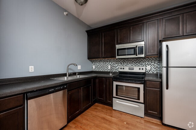 2BR, 2BA - 1,000SF - Kitchen - The Bleachers