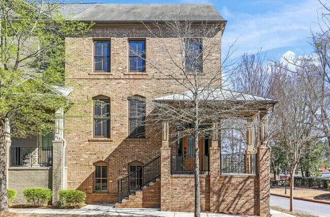 Building Photo - 511 Twinrose Way